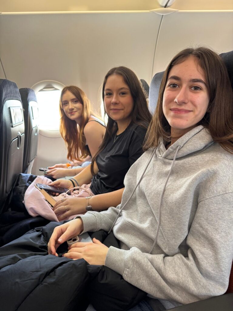 Baptêmes de l'air et découvertes italiennes : le grand départ du Club Europe pour Salò 1 Dans lavion 1