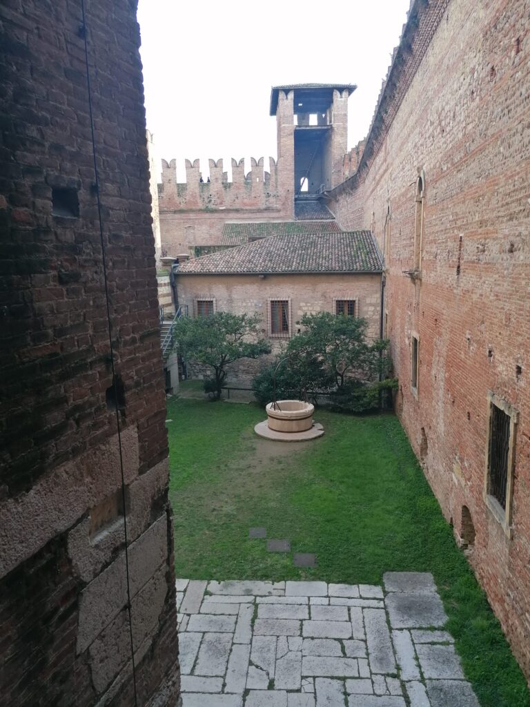 🇮🇹🇫🇷🇪🇺Groupe Europe : mobilité Erasmus+ à Salò 11 Verone Castelvecchio 2