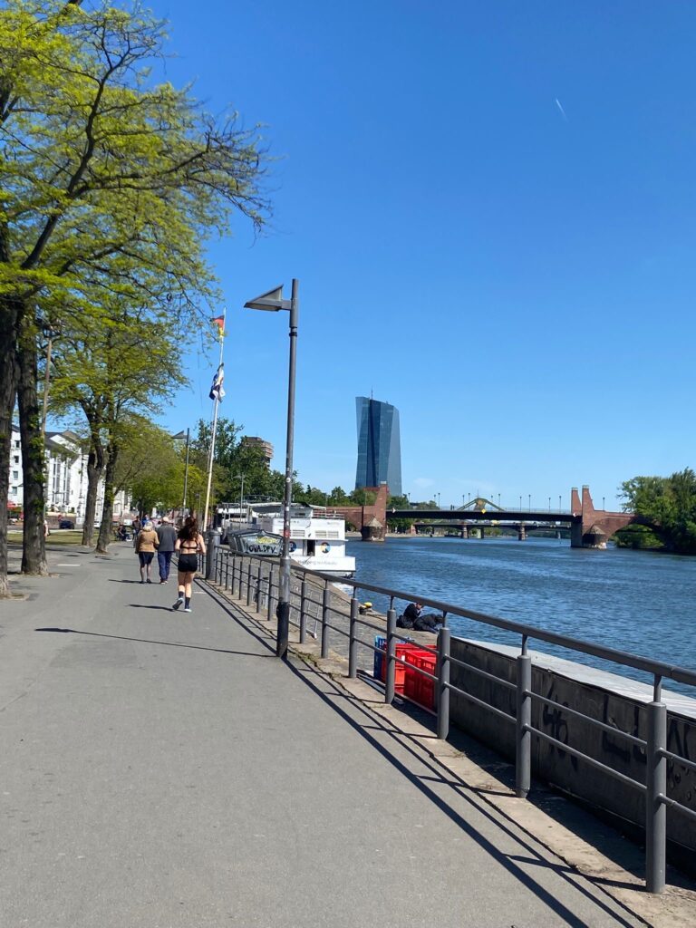 75befeb8 79ed 42c9 b690 7bf3ff1f11dc