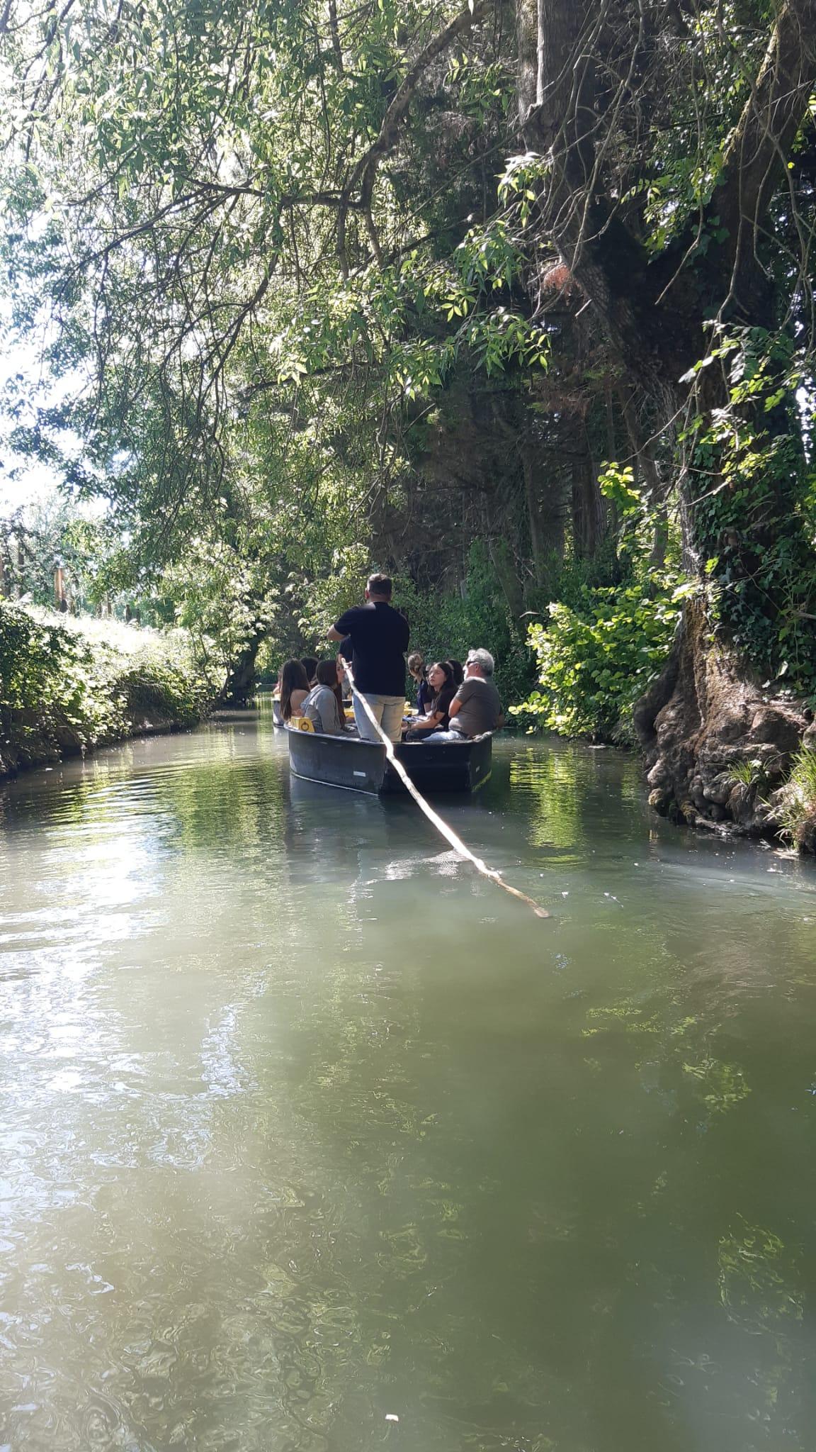Les éco-délégués et la classe de 2GT3 ont visité le Parc naturel régional du Marais poitevin.