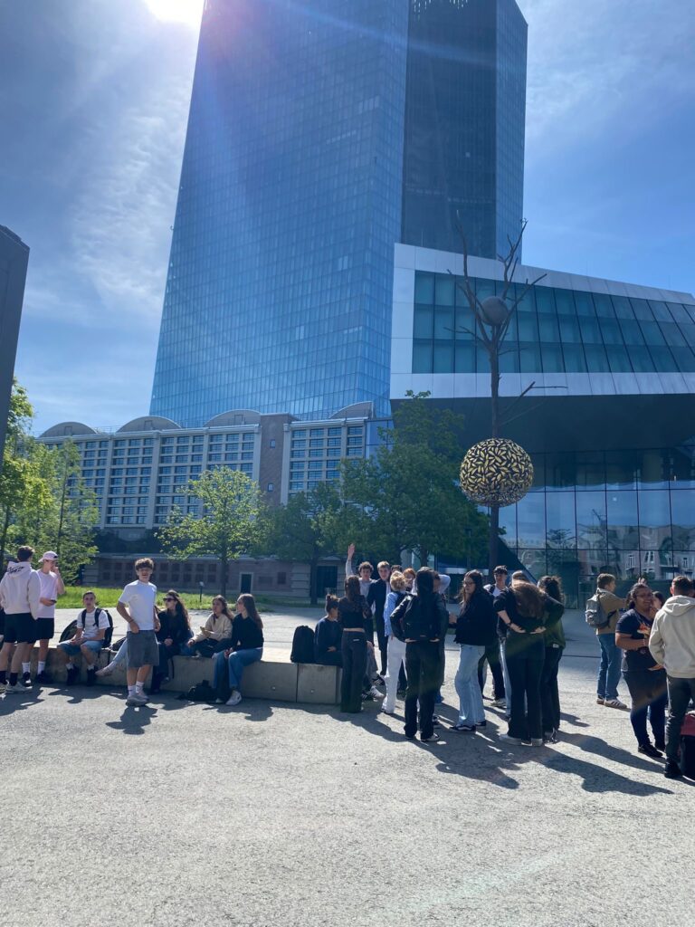 df6ddb0d e0f6 4781 b581 68f1e52e77d3